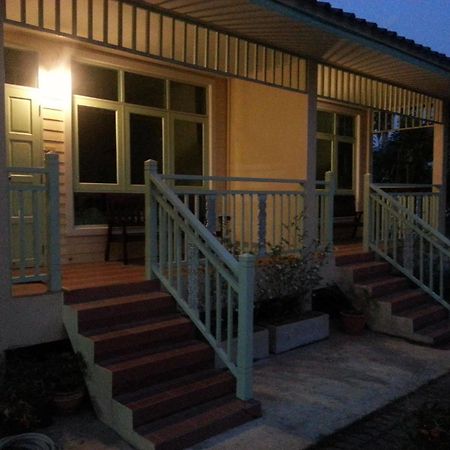 Bamboo House Kanchanaburi Zewnętrze zdjęcie